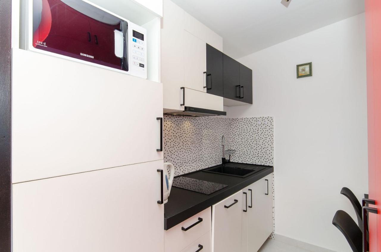 Apartment Sreta โอมิช ภายนอก รูปภาพ